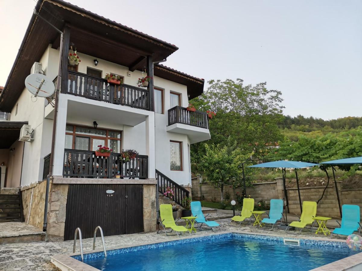 Villa Holly Балчик Екстер'єр фото