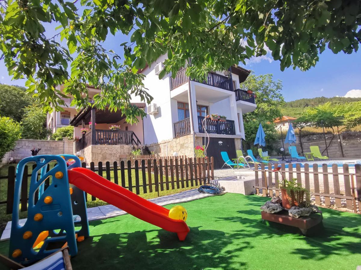 Villa Holly Балчик Екстер'єр фото